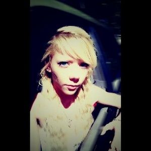 Meet your Posher, Lindsay